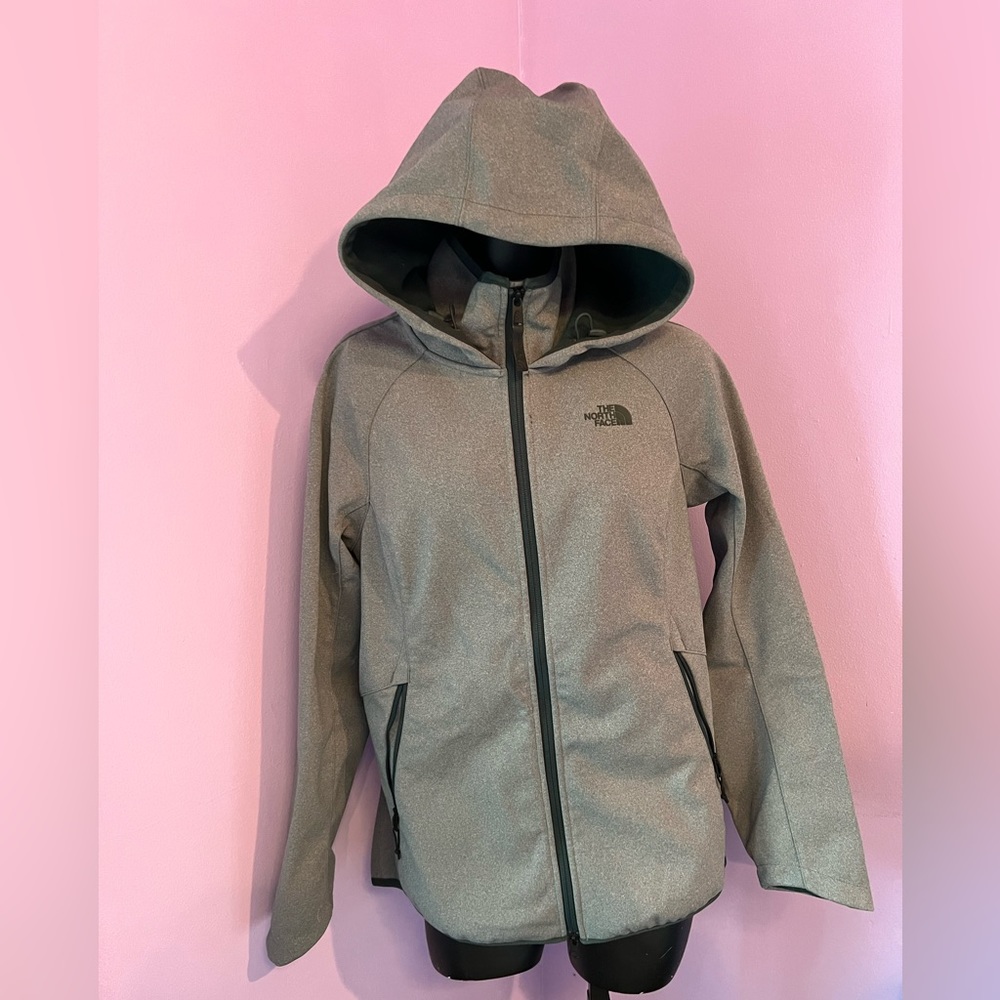 Green Hooded North Face Jacket - Cozy